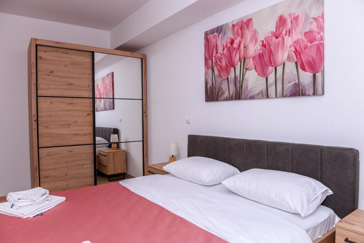 Flatiron Apartments سكوبجي المظهر الخارجي الصورة